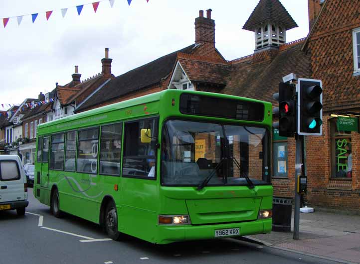 Red Eagle Dennis Dart MPD Y962KRX